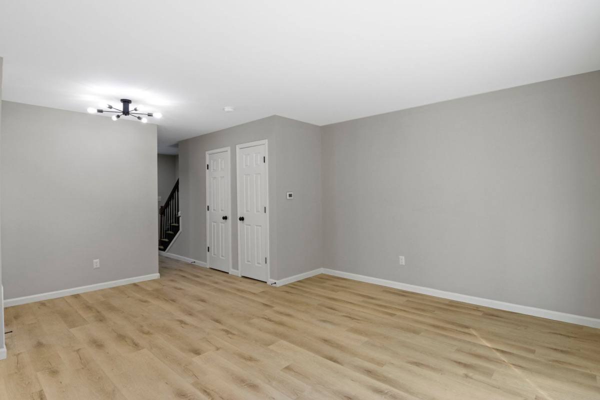 Apartment for rent at 2638 Cold Spring Manor Dr, Indianapolis, IN 46222