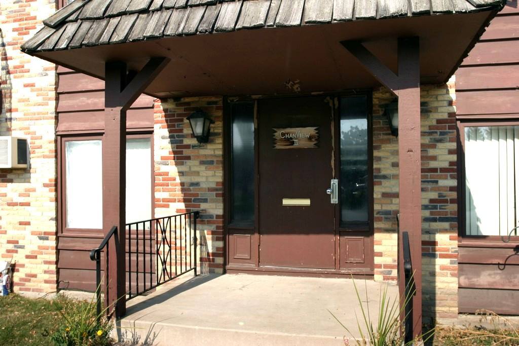 Apartment for rent at 420 440 489 Chan View, Chanhassen, MN 55317