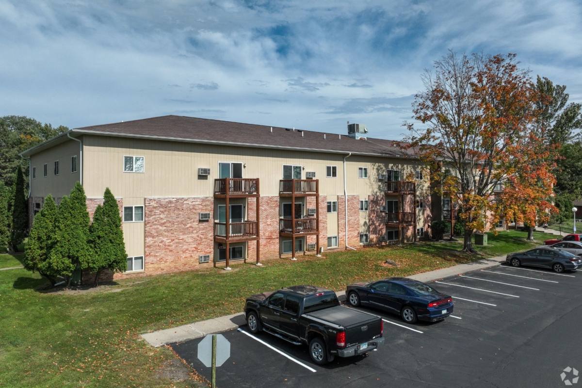 Apartment for rent at 1250 Autumn Dr, Faribault, MN 55021