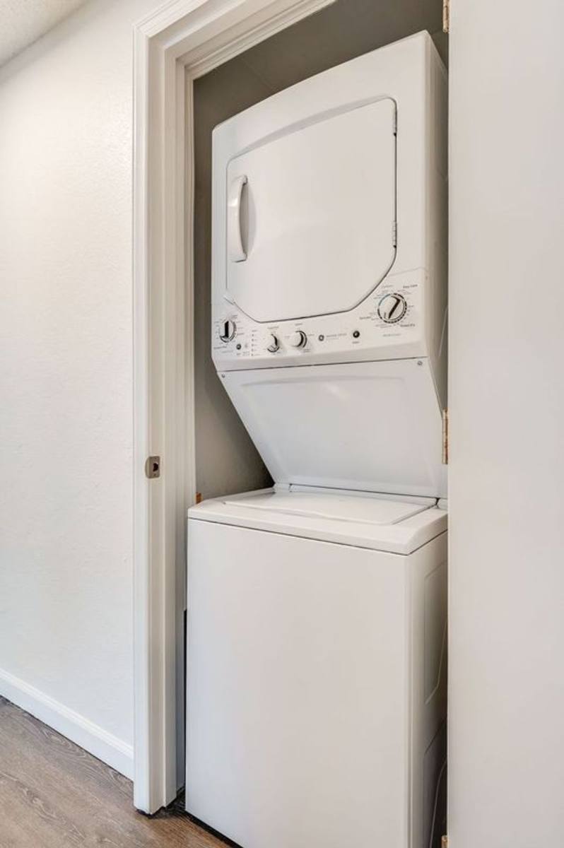 Apartment for rent at 1608 8th St NE, Auburn, WA 98002