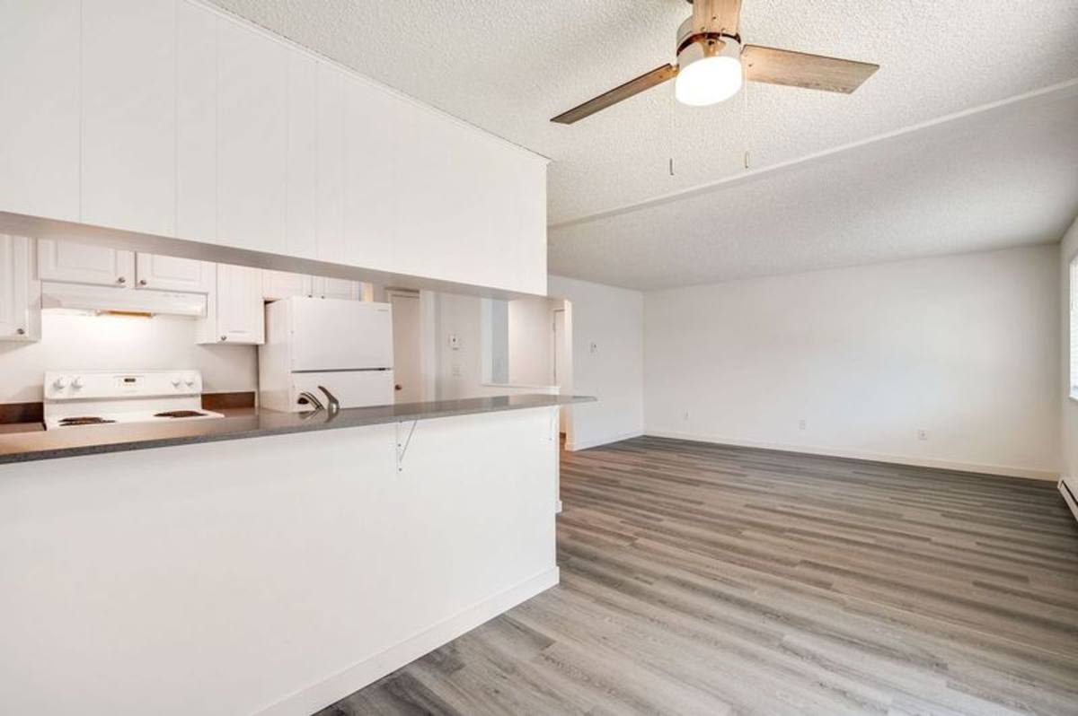 Apartment for rent at 1608 8th St NE, Auburn, WA 98002