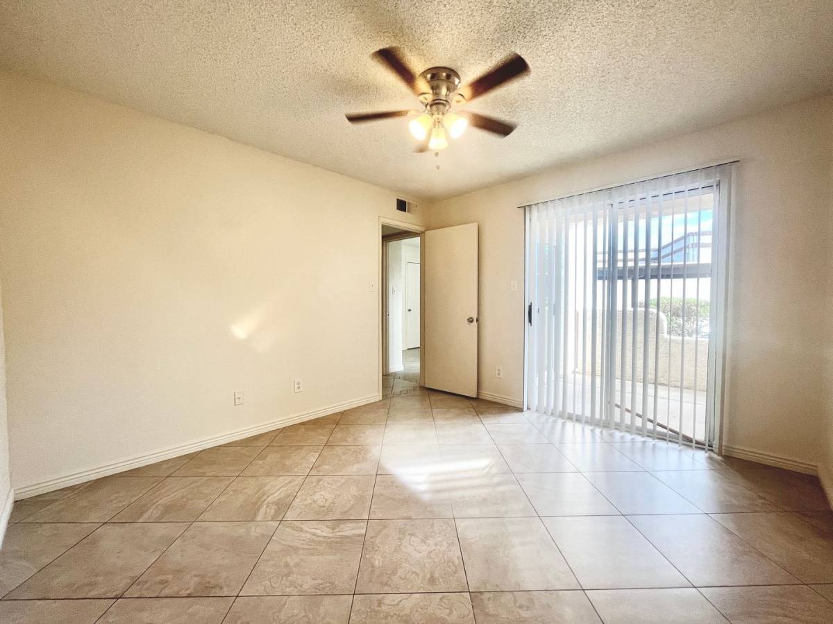 Apartment for rent at 16818 N 56th St, Scottsdale, AZ 85254