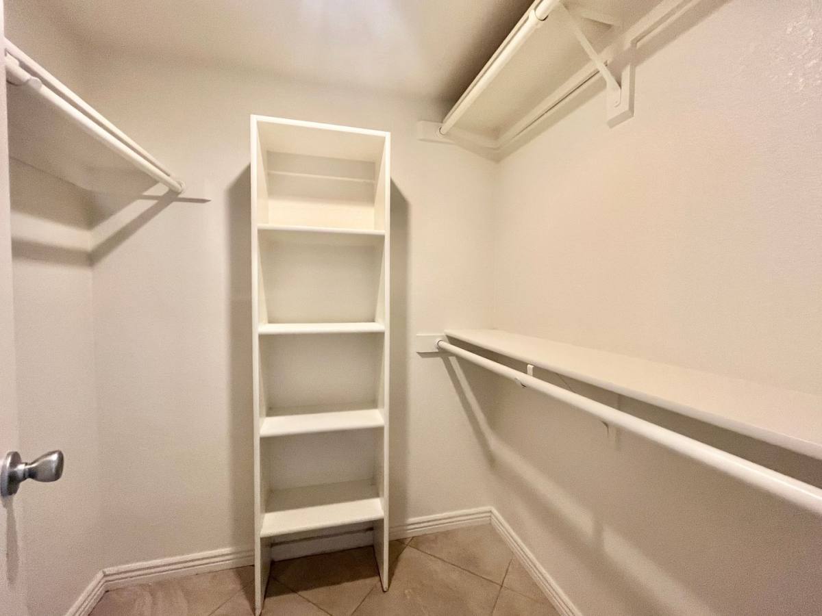 Apartment for rent at 16818 N 56th St, Scottsdale, AZ 85254