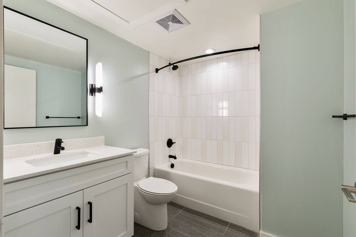 Apartment for rent at 5047 Forest Hill Ave, Richmond, VA 23225