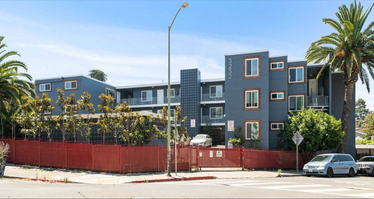 Apartment for rent at 3232 14th Ave, Oakland, CA 94602