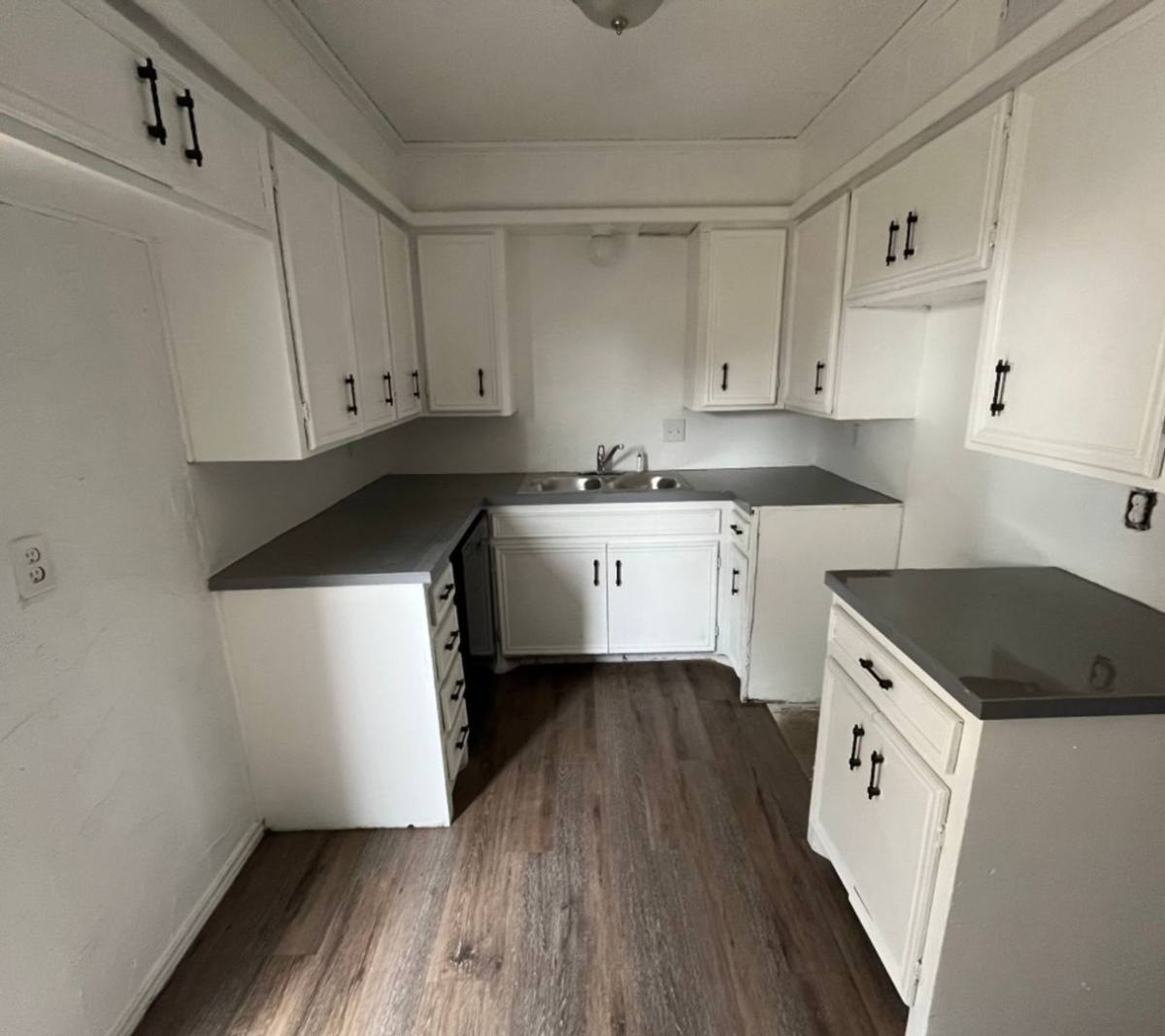 Townhouse for rent at 2101 51st St, Lubbock, TX 79412