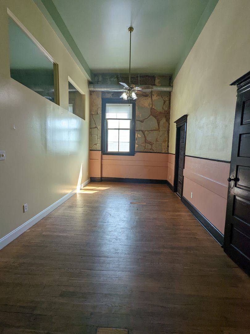 Apartment for rent at 116 1 2 N Walnut St, Bloomington, IN 47404