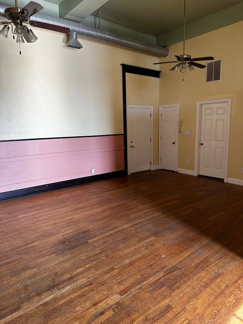 Apartment for rent at 116 1 2 N Walnut St, Bloomington, IN 47404