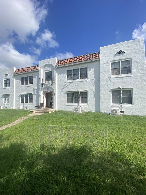 Apartment for rent at 284 Corona Crescent, San Benito, TX 78586