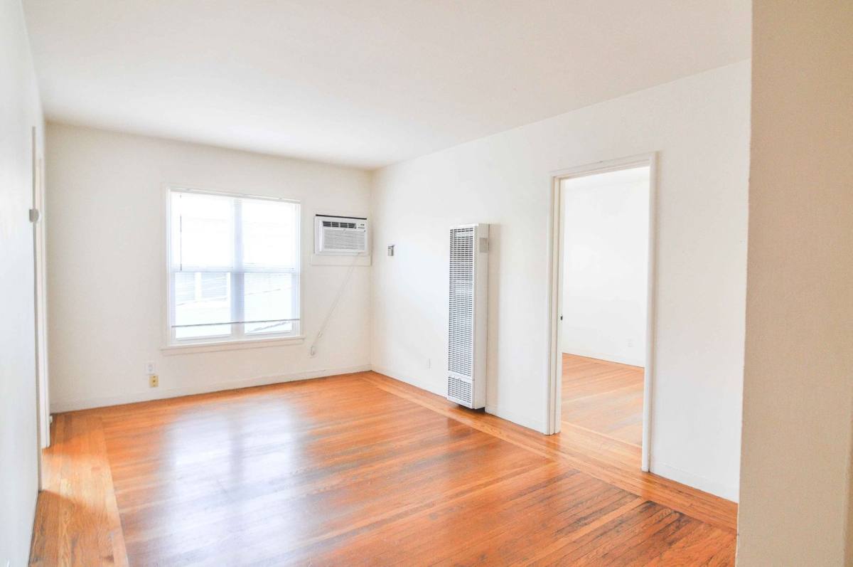 Apartment for rent at 2230 10th Ave, Sacramento, CA 95818