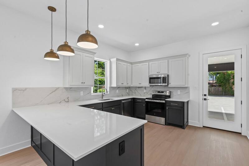 Townhouse for rent at 3127 Cockrell Ave, Fort Worth, TX 76109
