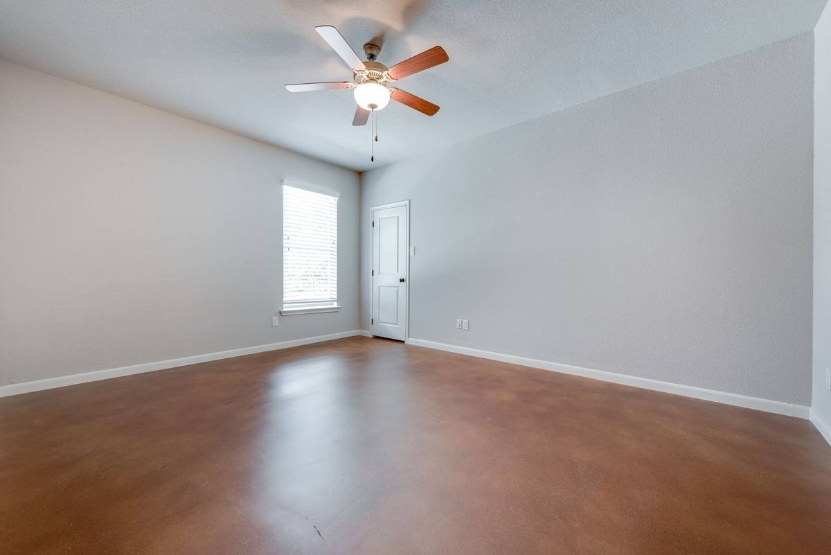 House for rent at 2538 S University Dr, Fort Worth, TX 76109