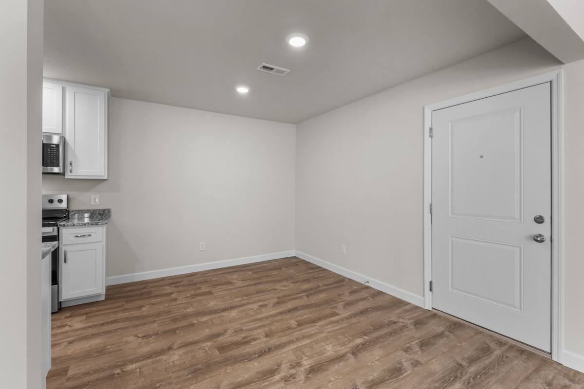 Apartment for rent at 2000 Sherman Square Dr, Saint Charles, MO 63303