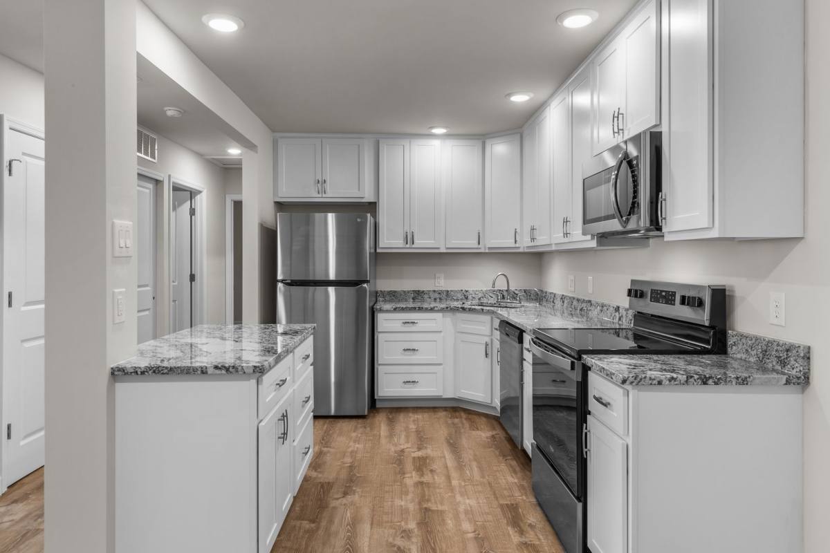 Apartment for rent at 2000 Sherman Square Dr, Saint Charles, MO 63303