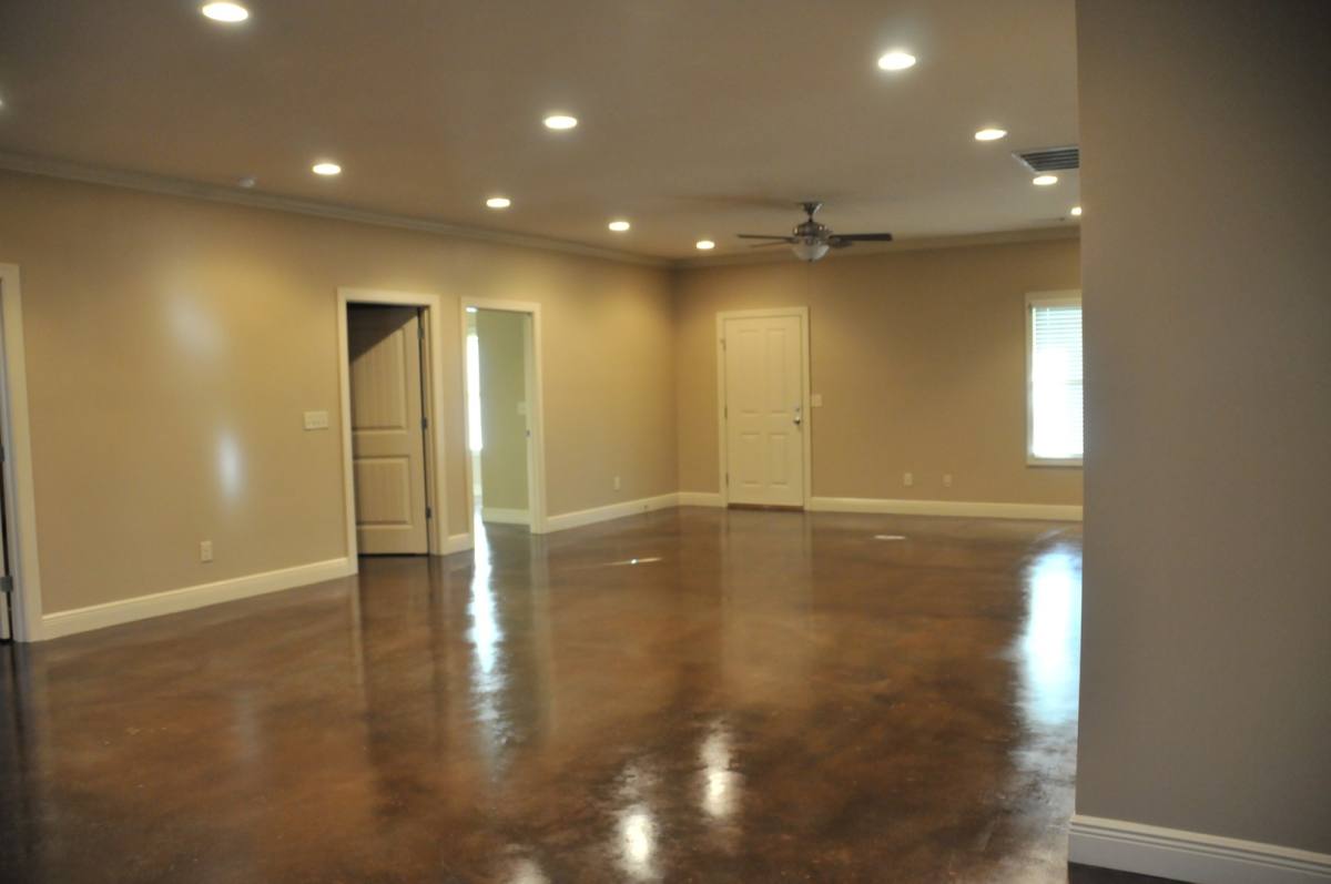 Apartment for rent at 515 Wesley Place, Tuscaloosa, AL 35401