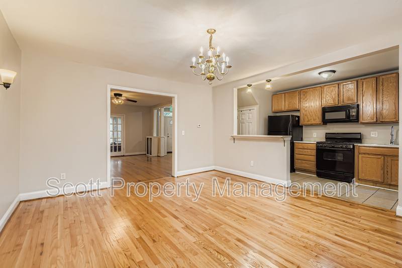Townhouse for rent at 824 E 33rd St, Baltimore, MD 21218