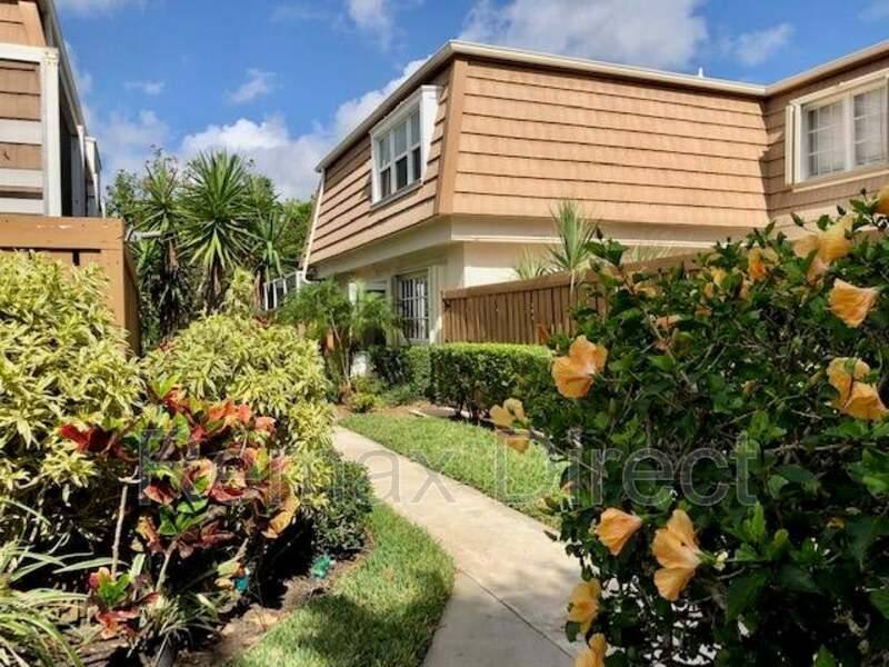 Townhouse for rent at 4300 Hazel Ave, Palm Beach Gardens, FL 33410