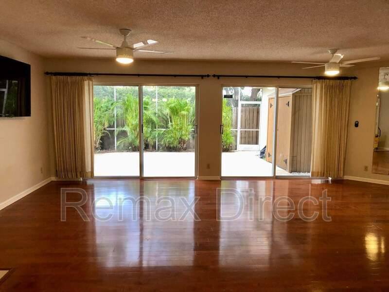 Townhouse for rent at 4300 Hazel Ave, Palm Beach Gardens, FL 33410