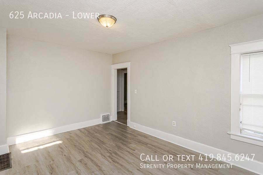 Apartment for rent at 625 Arcadia, Toledo, OH 43610