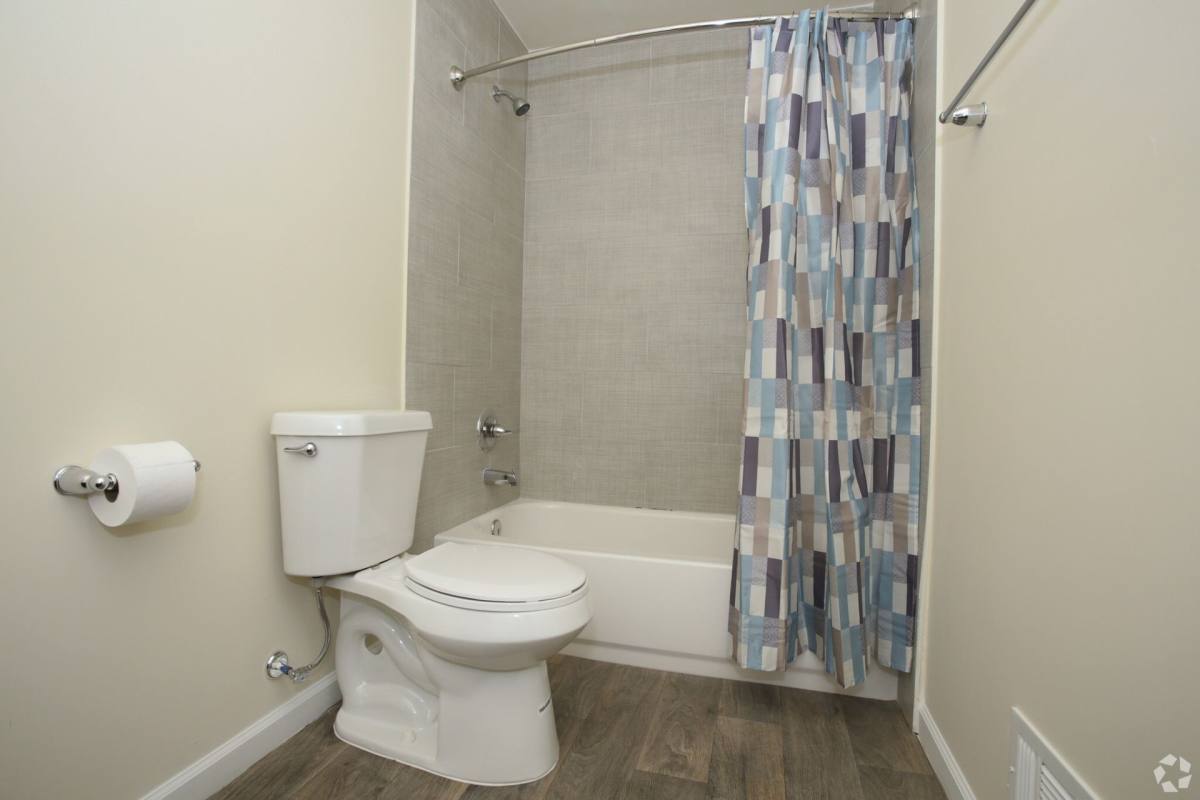 Townhouse for rent at 2001 Godby Rd, Atlanta, GA 30349