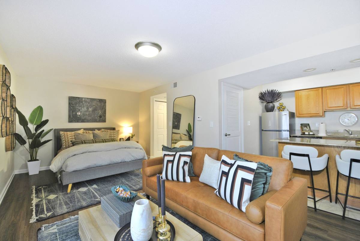Apartment for rent at 2600 Livernois Rd, Troy, MI 48083