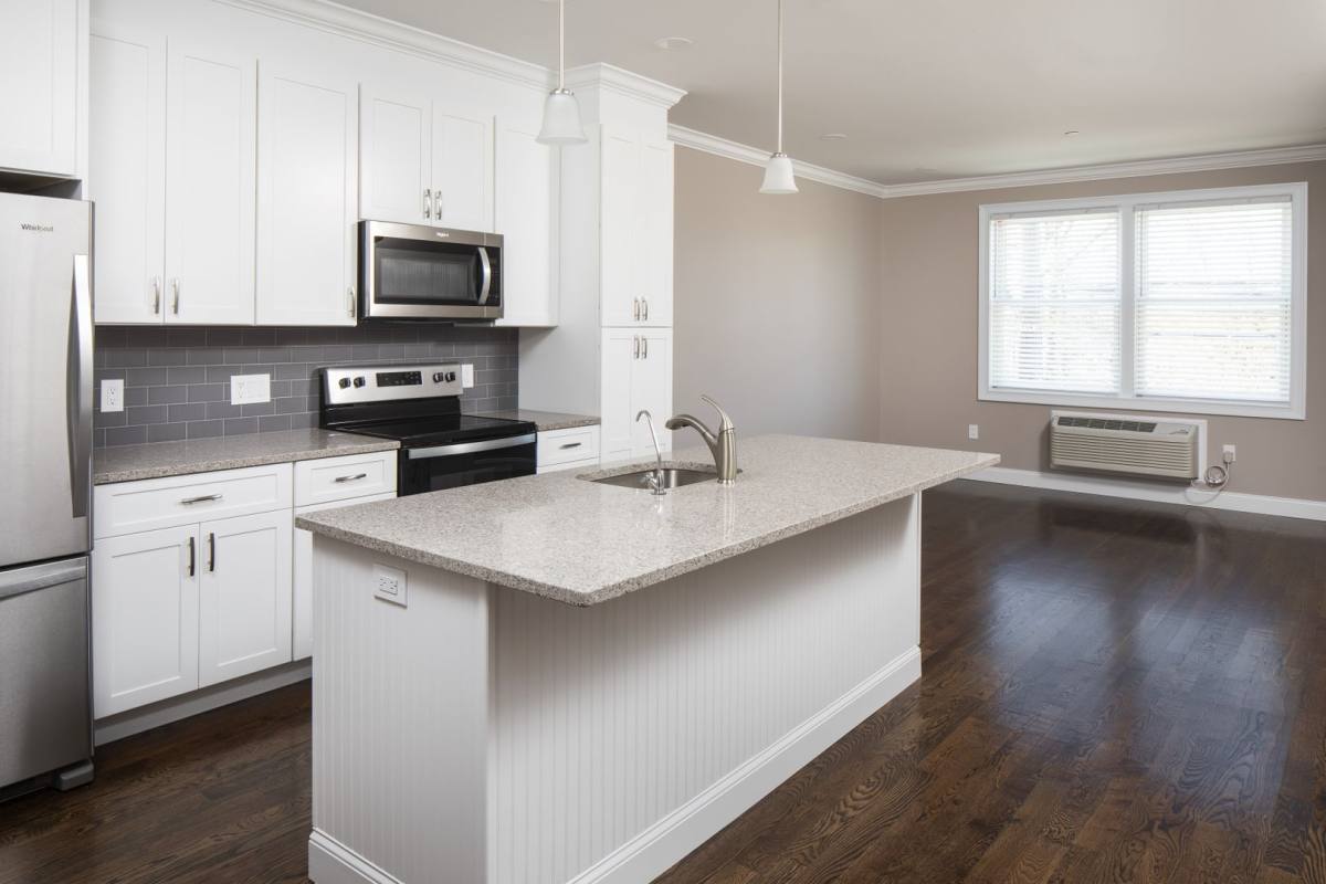 Apartment for rent at 121 N Washington Ave, Bergenfield, NJ 07621