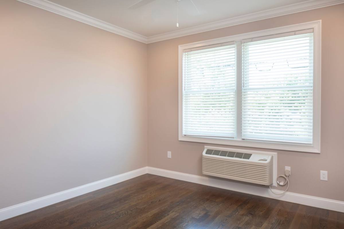 Apartment for rent at 121 N Washington Ave, Bergenfield, NJ 07621