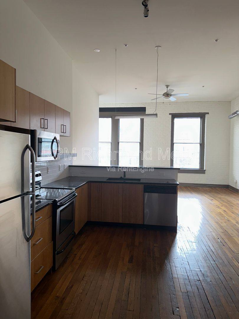 Apartment for rent at 1322 W Broad St #2B, Richmond, VA 23220