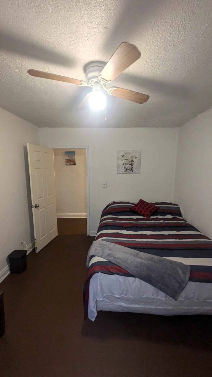 Apartment for rent at 1874 Marloes Ave #14, Cleveland, OH 44112