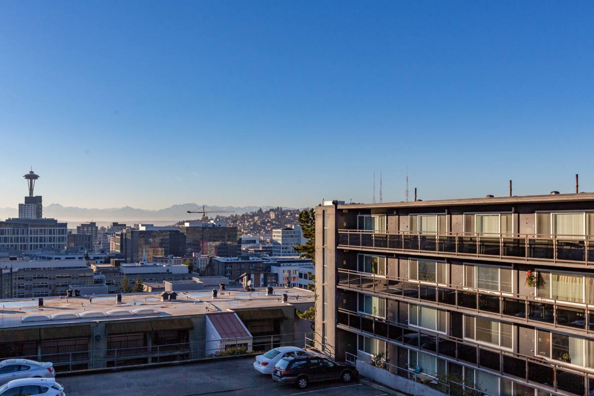 Apartment for rent at 219 Bellevue Ave E, Seattle, WA 98102