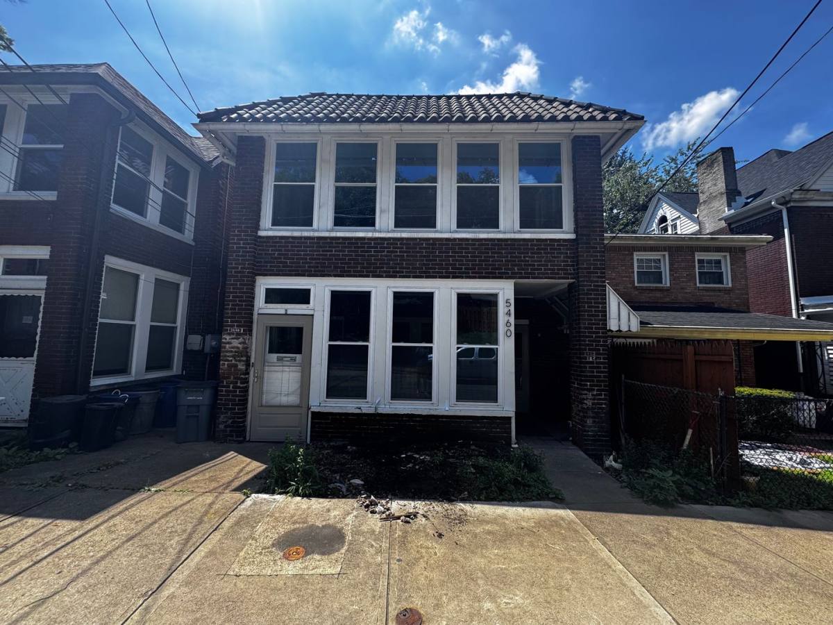 Townhouse for rent at 5460 Broad St, Pittsburgh, PA 15206