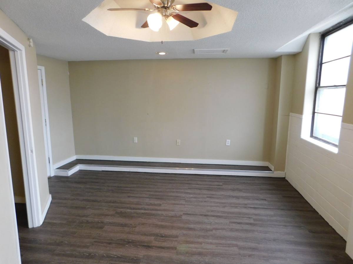 Apartment for rent at 924 N Topeka, El Dorado, KS 67042