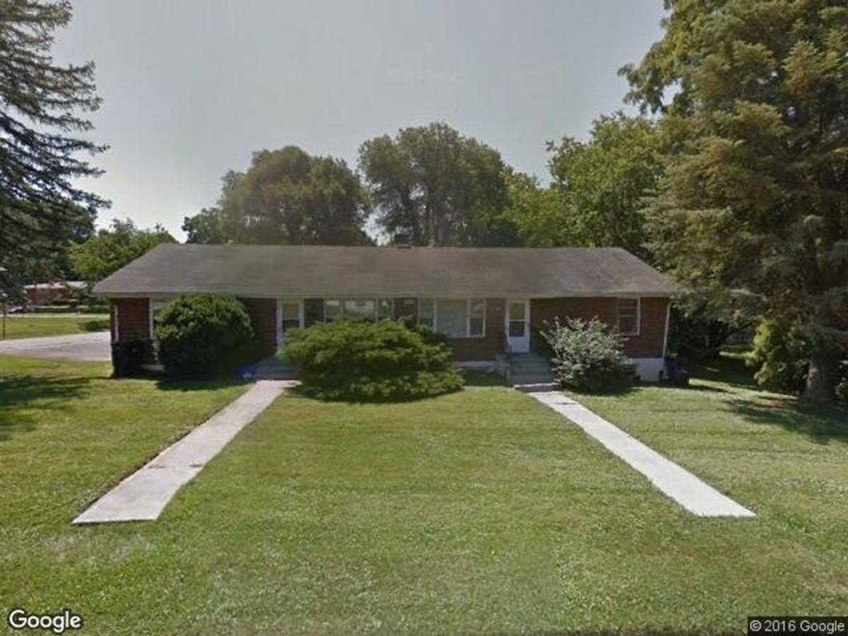 Apartment for rent at 316 Reynolds St, Blacksburg, VA 24060