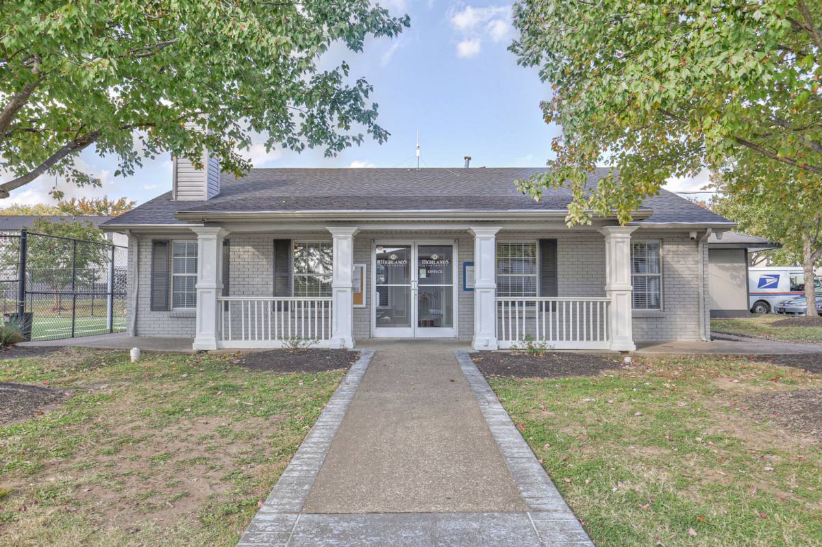 Apartment for rent at 4646 Nolensville Pike, Nashville, TN 37211