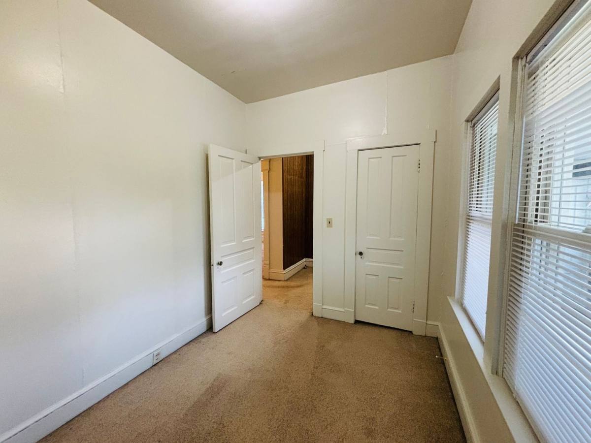 Apartment for rent at 105 65 College St, Christiansburg, VA 24073