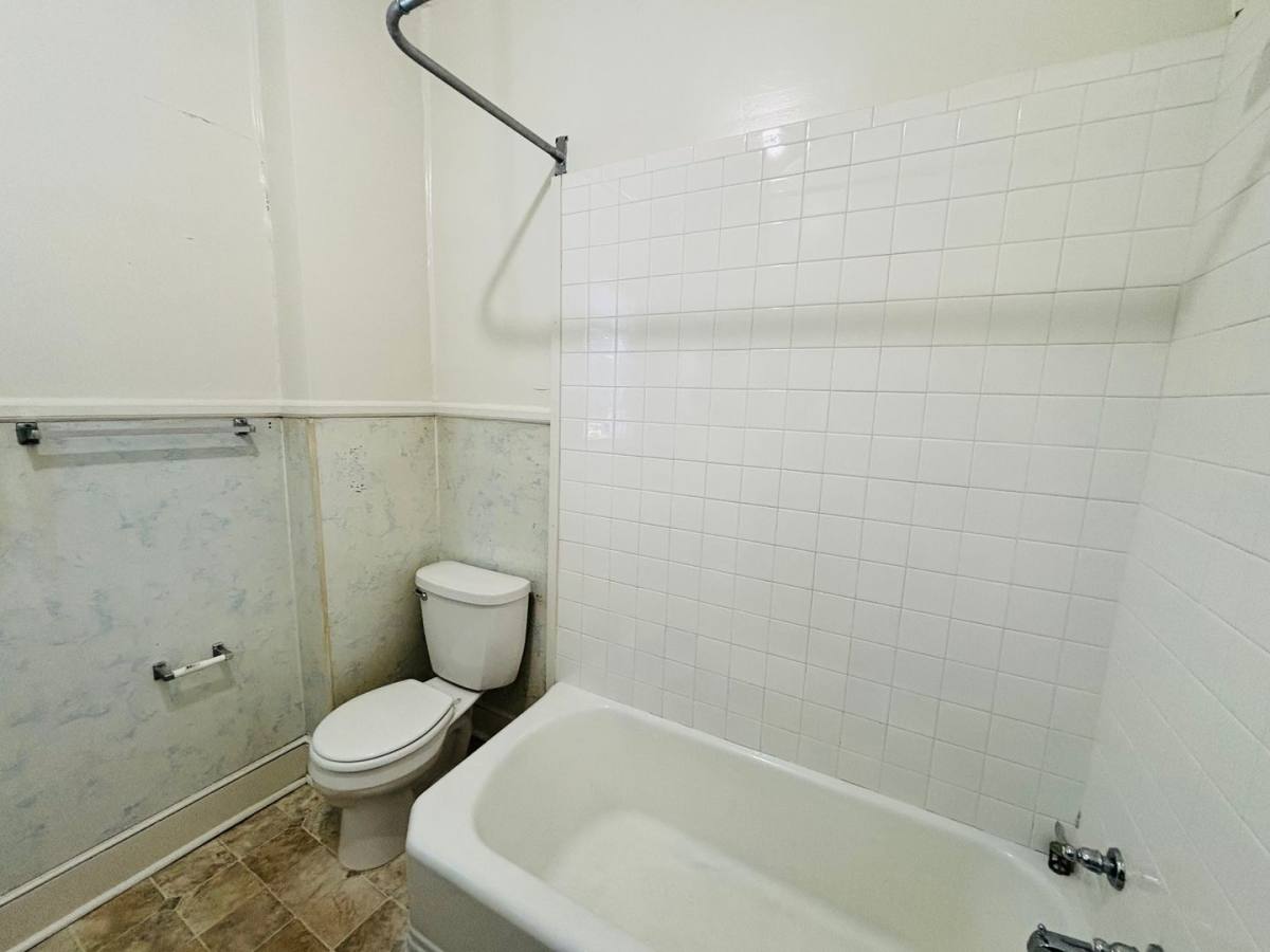 Apartment for rent at 105 65 College St, Christiansburg, VA 24073