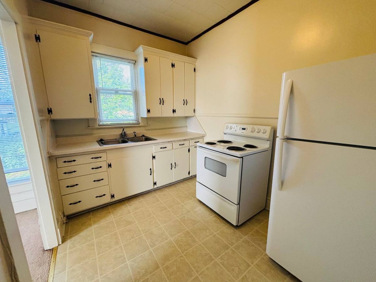 Apartment for rent at 105 65 College St, Christiansburg, VA 24073