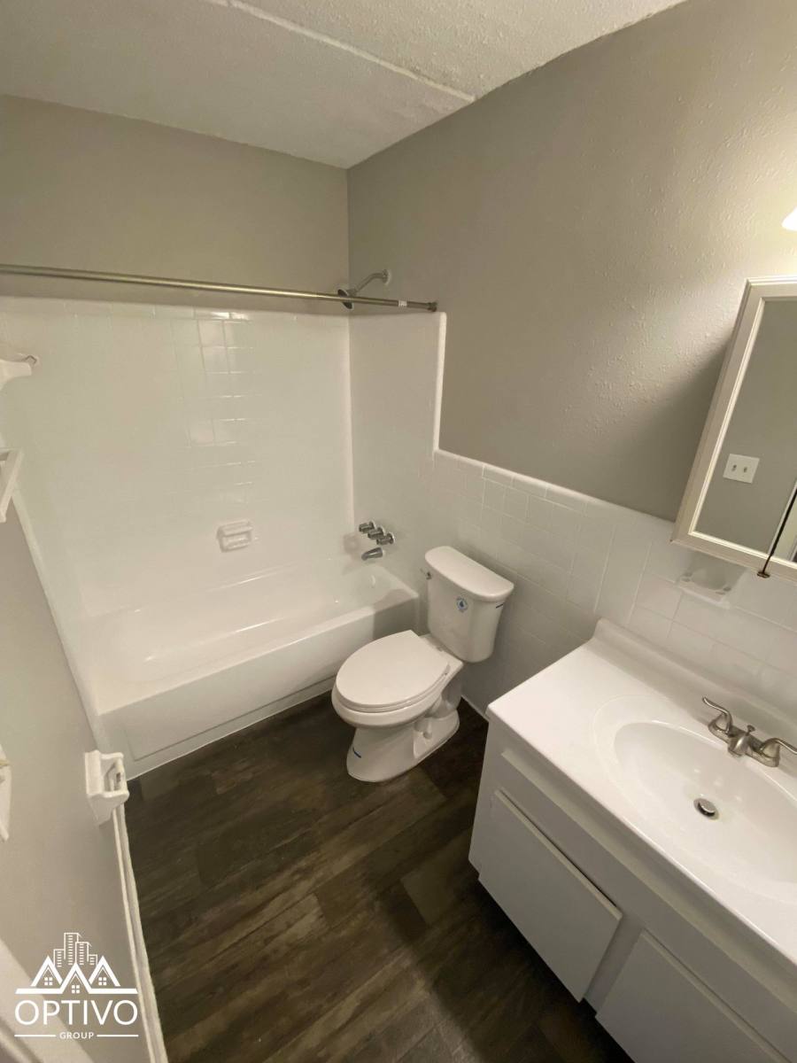 Apartment for rent at 1811 Rogero Rd, Jacksonville, FL 32211
