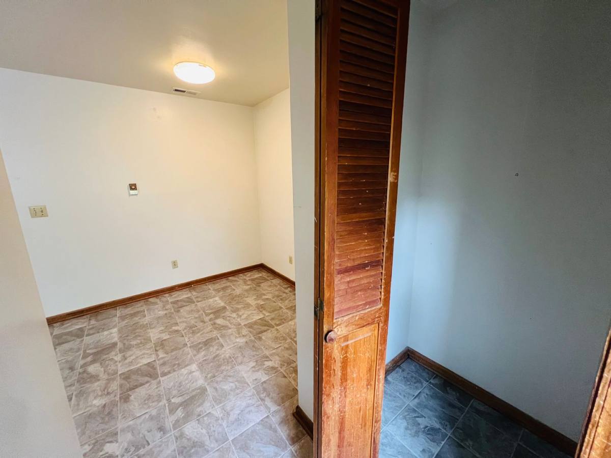 Apartment for rent at 722 E Roanoke St, Blacksburg, VA 24060