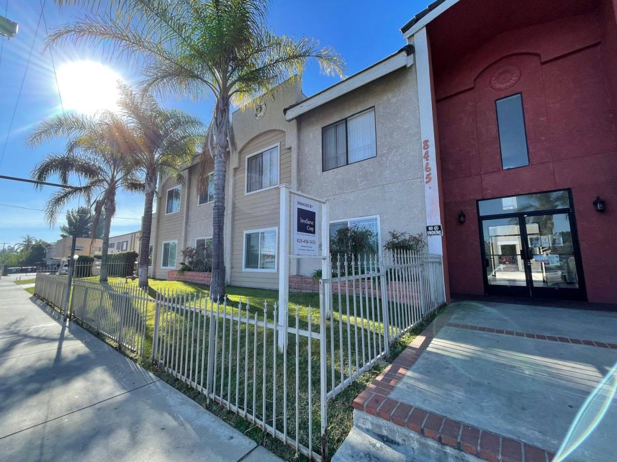 Apartment for rent at Apt Vencan, 8465 Ventura Canyon Ave, Panorama City, CA 91402