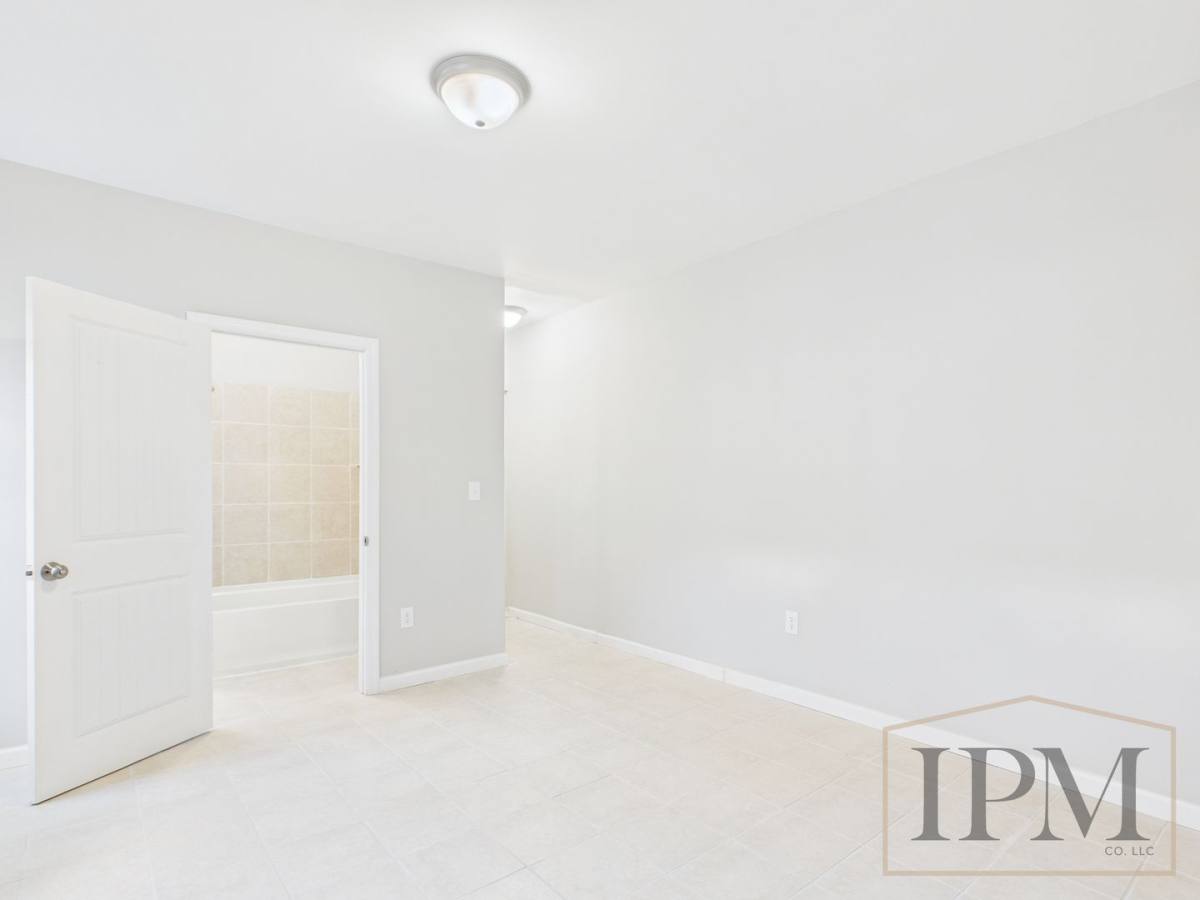 Apartment for rent at 341 S 6th St, Reading, PA 19601