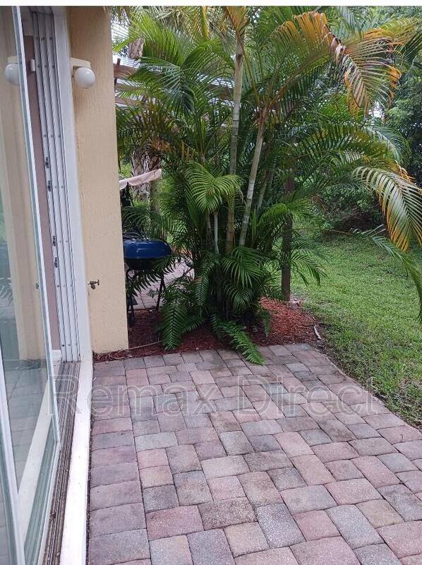 Townhouse for rent at 795 Pipers Cay Dr, West Palm Beach, FL 33415