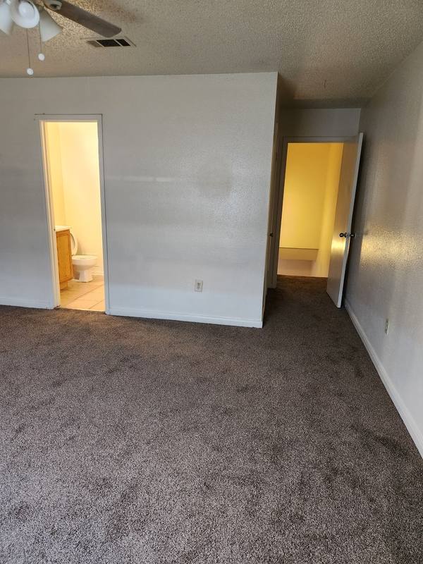 Townhouse for rent at 1625 Cooper Rd #D, Gretna, LA 70056