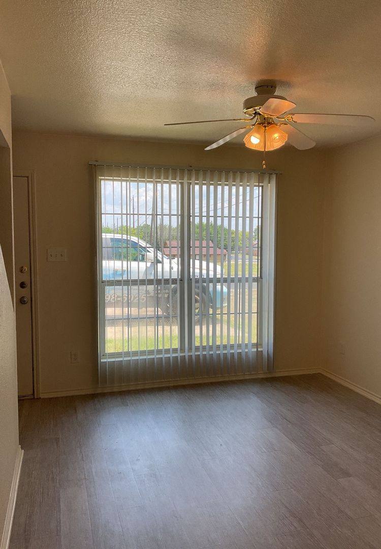 Townhouse for rent at 3406 Zephyr Rd, Killeen, TX 76543