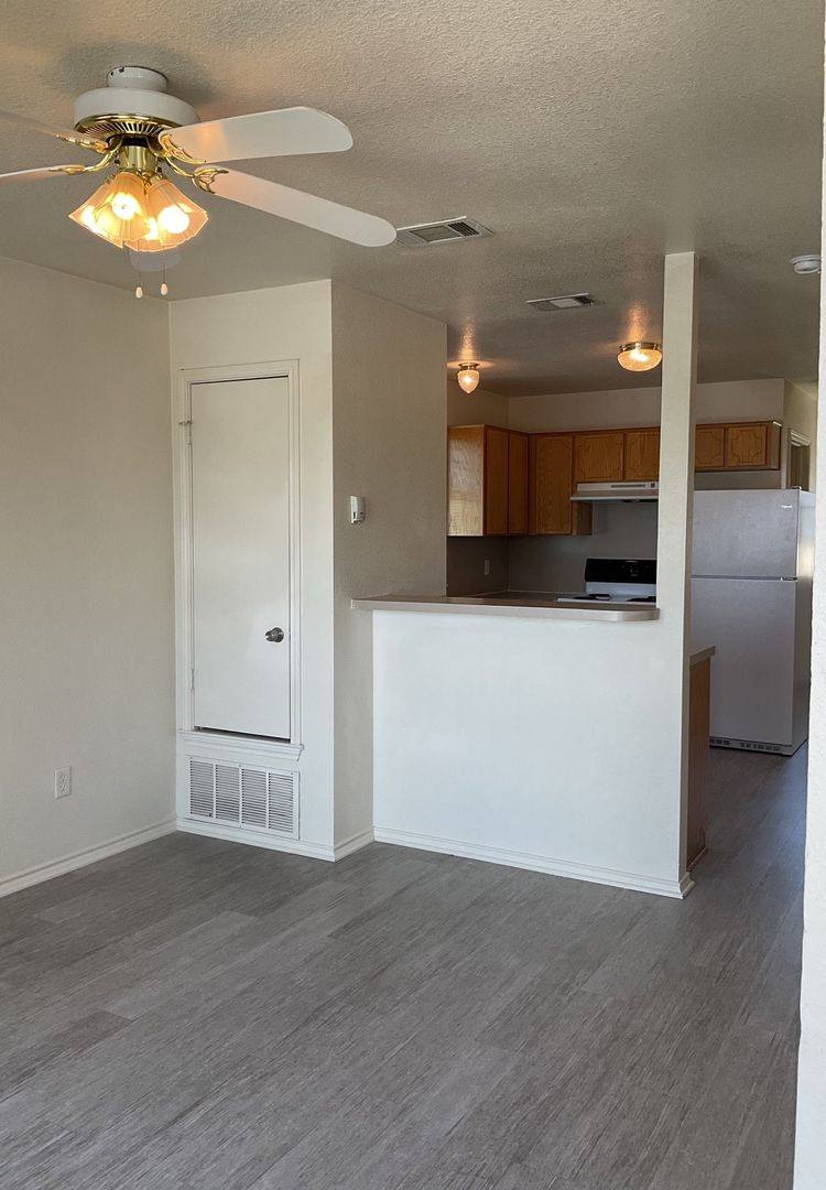 Townhouse for rent at 3406 Zephyr Rd, Killeen, TX 76543