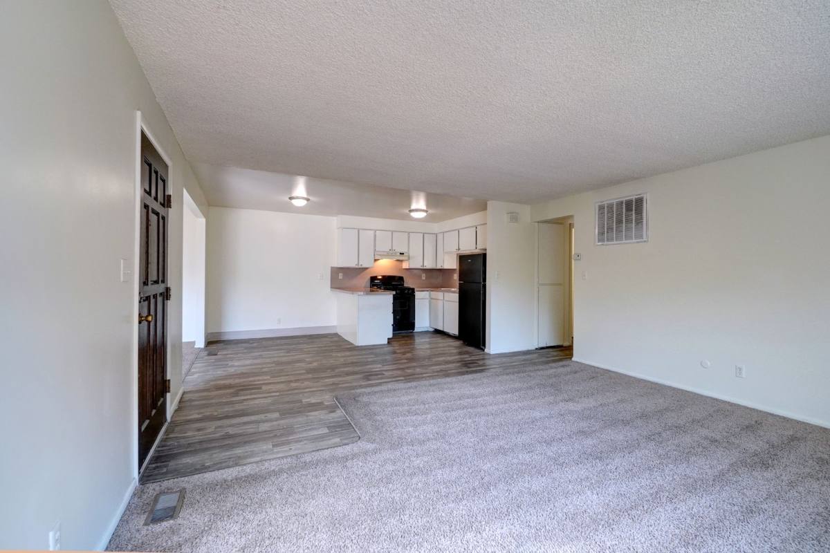 Apartment for rent at 4935 Old Post Rd, Ogden, UT 84403