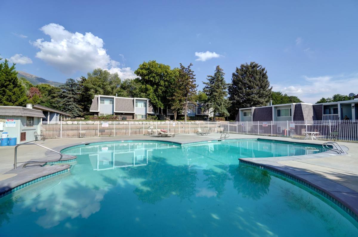 Apartment for rent at 4935 Old Post Rd, Ogden, UT 84403