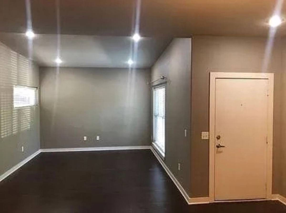 Apartment for rent at 719 Oakland Ave, Fayetteville, AR 72701