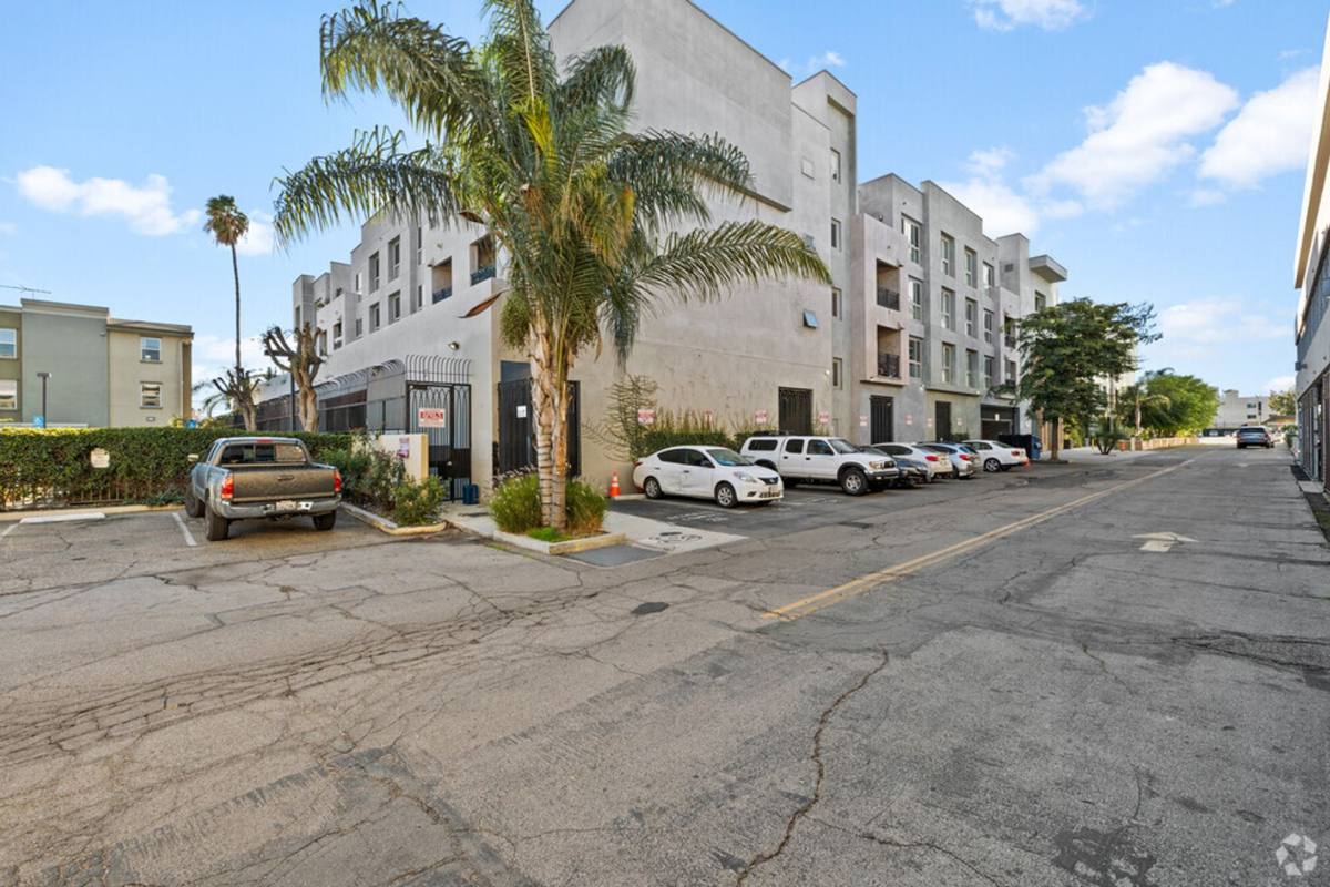 Apartment for rent at 6828 Van Nuys Blvd, Van Nuys, CA 91405