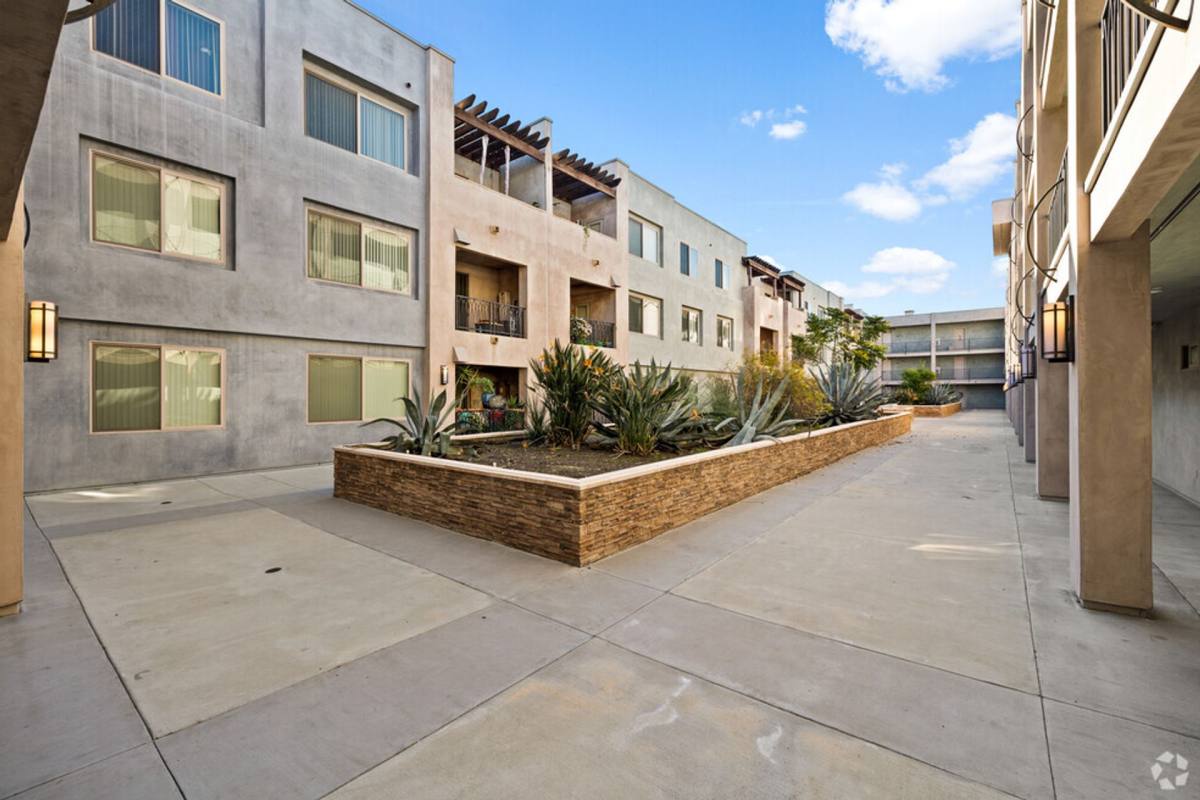 Apartment for rent at 6828 Van Nuys Blvd, Van Nuys, CA 91405
